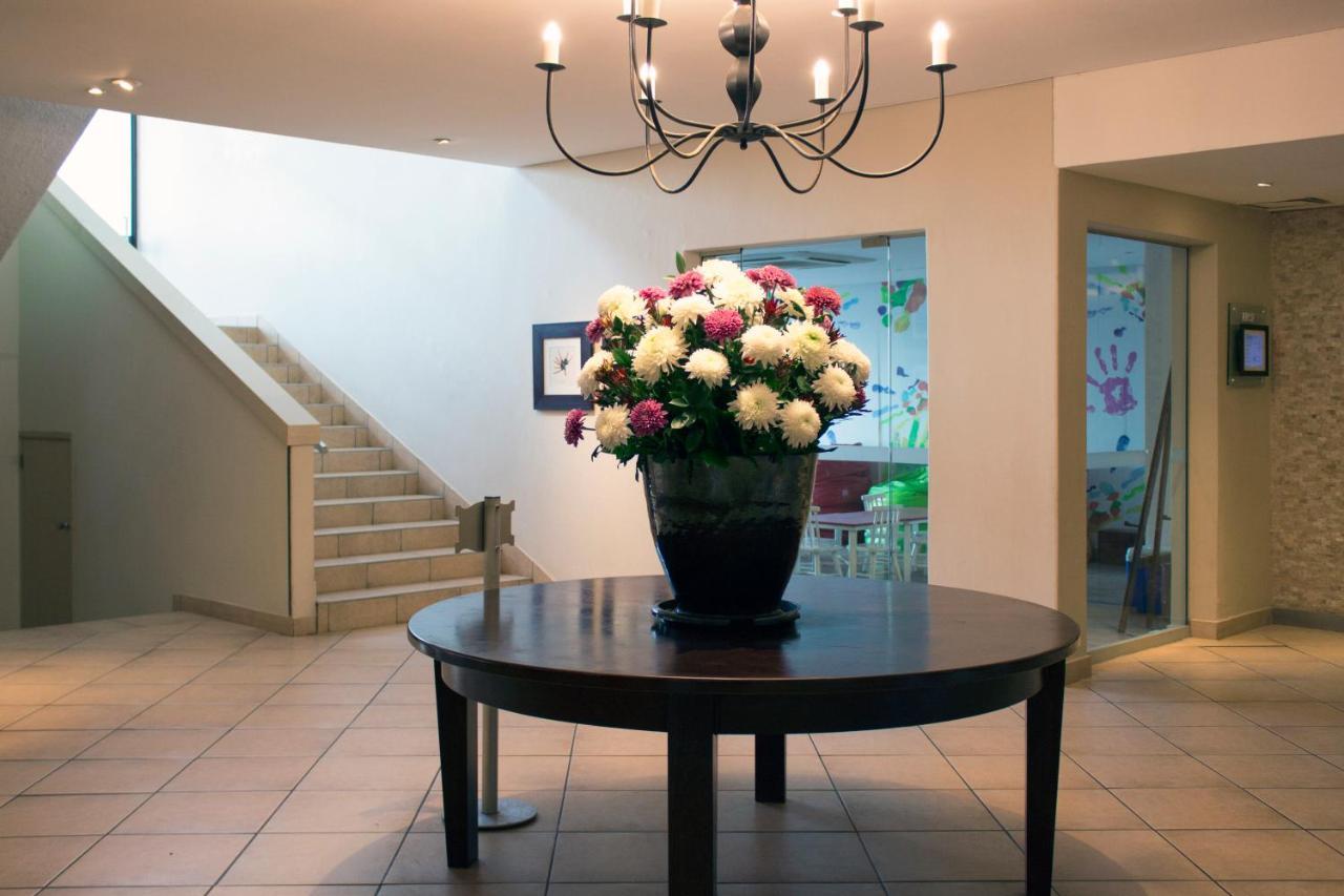Beachbreak Holiday Letting Durban Ngoại thất bức ảnh